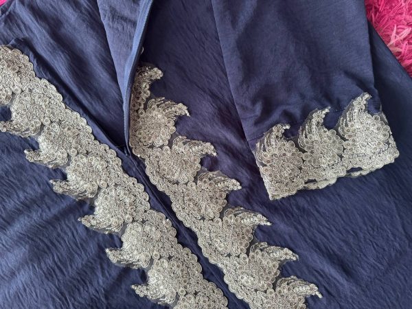 ABAYA SUMAIYAH LACE DARK BLUE - Image 2